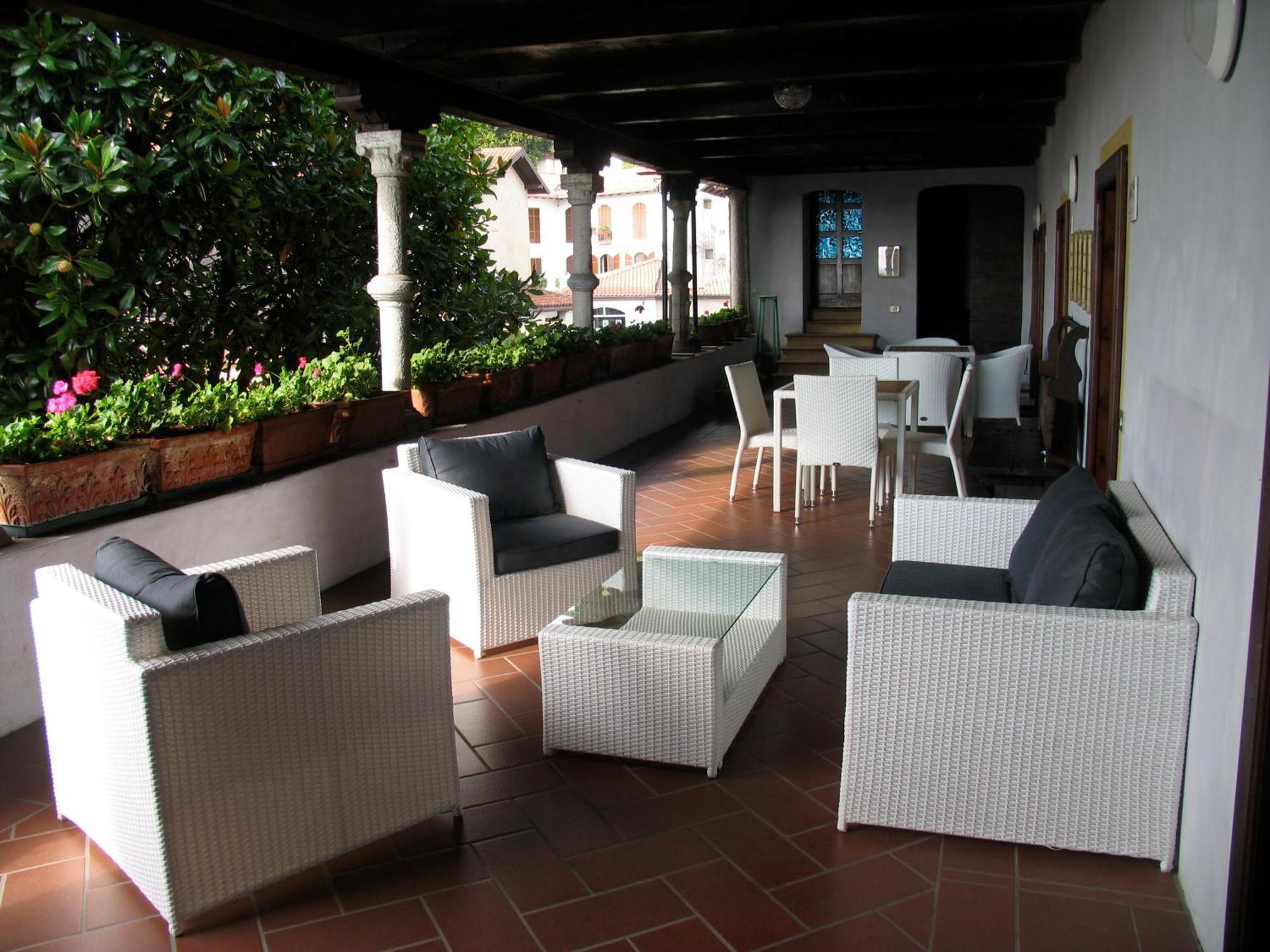 Casamariuccia Guest House Massino Visconti Exterior foto