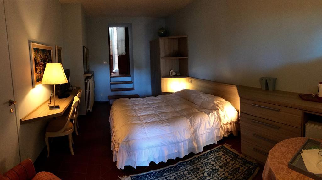 Casamariuccia Guest House Massino Visconti Exterior foto