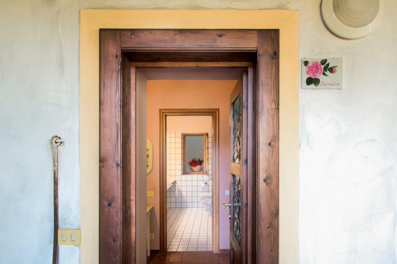 Casamariuccia Guest House Massino Visconti Exterior foto